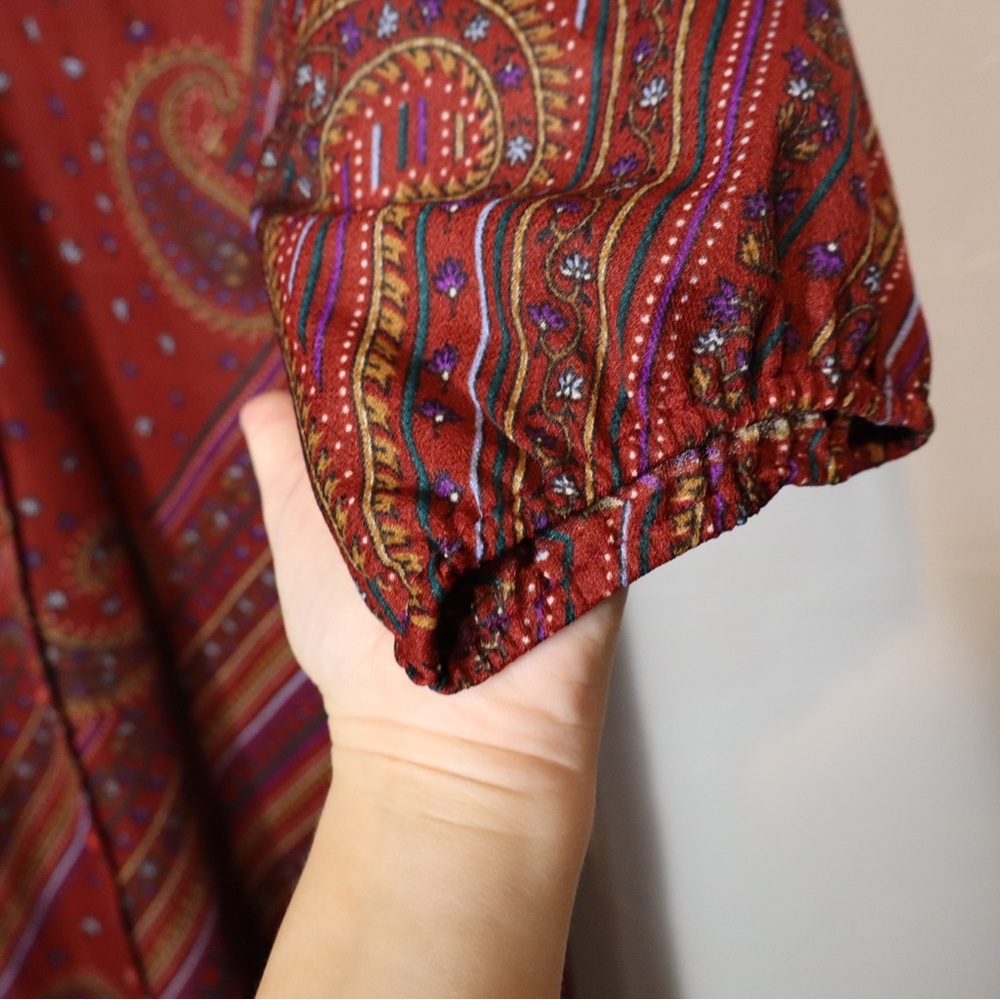 Vintage Maroon Paisley Semi Sheer Layering Button Down Collared Dress Size Large - Picture 5 of 5